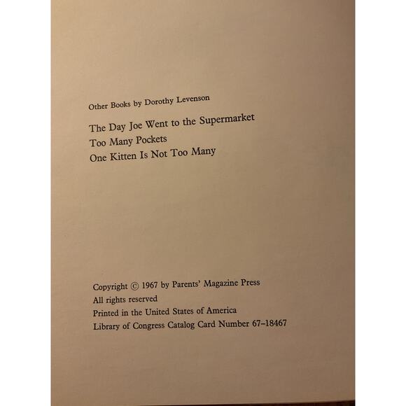 1967 The Magic Carousel By Dorothy Levenson - Picture 3 of 8